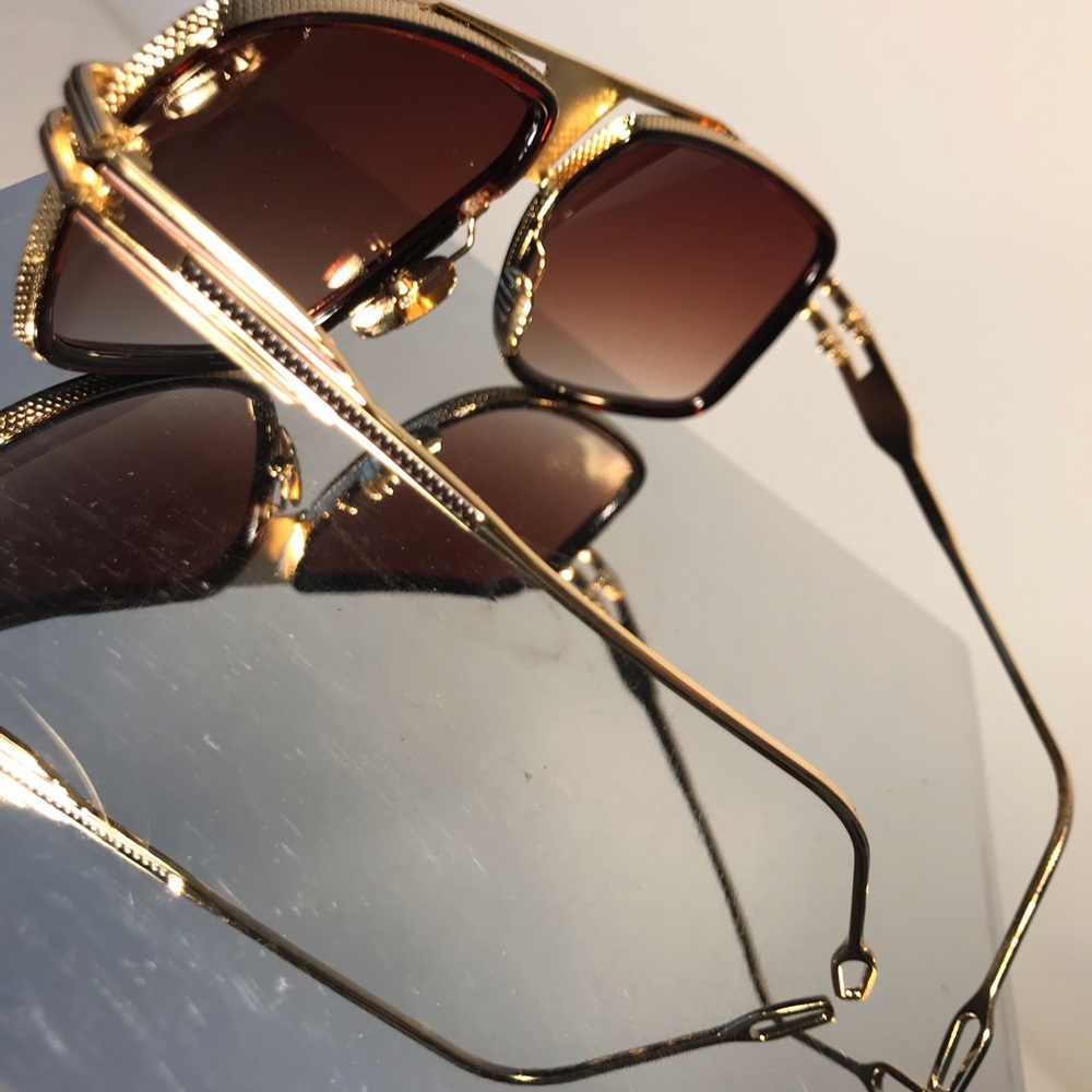 NWT Zillionaire Shades Brown Gradient Lenses